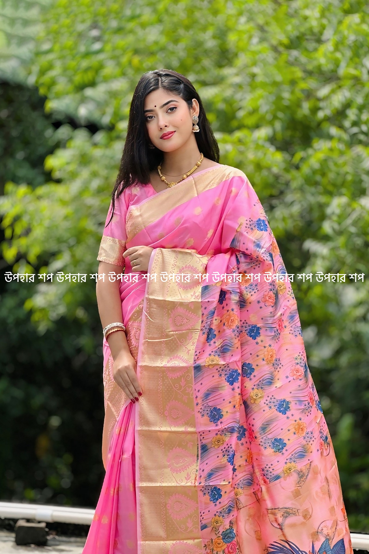 প্রিমিয়াম ডিজিটাল প্রিন্ট কাতান শাড়ি